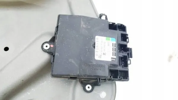 Mercedes-Benz Türsteuergerät OEM A1698207026 image 2
