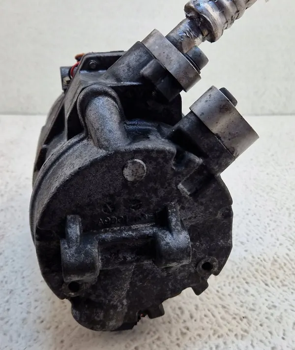 Compressore aria condizionata BMW OE 9185146 image 2