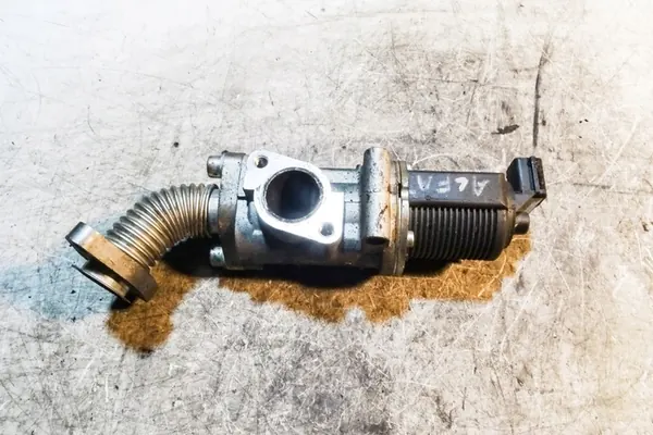 EGR Venttiili ALFA ROMEO 156 1.9L Diesel 2004 OEM 55204235 image 3