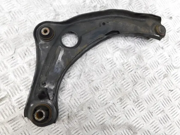 Braccio di Controllo Anteriore Sinistro - Nissan Micra V K14 image 3
