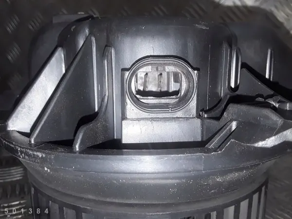 Peugeot Verwarmingsblazermotor-ventilator OEM NF659963H image 5