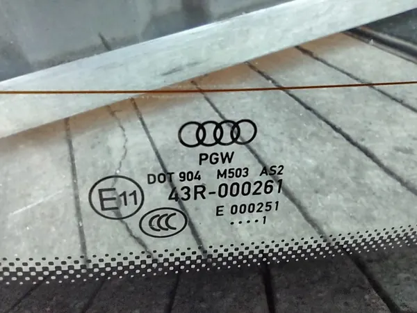 Vitre de carrosserie arrière OEM 4G5845501 4G1 Audi A6 C7 image 3