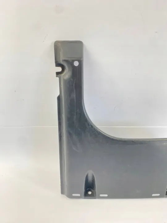Mercedes W124 Alusuoja OEM 1245242330 image 4