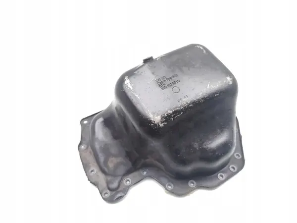 VW Polo Oljetank 1.2 Bensin 44kW 2013 03D103601G image 2