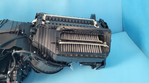 BMW 9483453 9382878 Värmefläkt - Begagnad OEM-del image 3