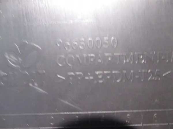 Compartiment tableau de bord Opel Antara 2008 OEM 96630050 image 4