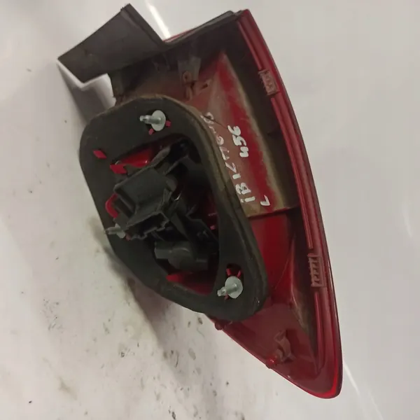 SEAT IBIZA 4 IV LÁMPARA TRASERA IZQUIERDA 6J8945095C image 10