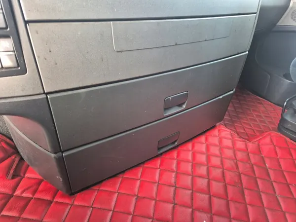 MAN TGX Euro 6 Schubladen & Ablage Set OEM SZUFLADY image 2