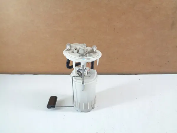 Renault Master 3 Polttoainepumpun Kelluke OEM 172020068R image 2