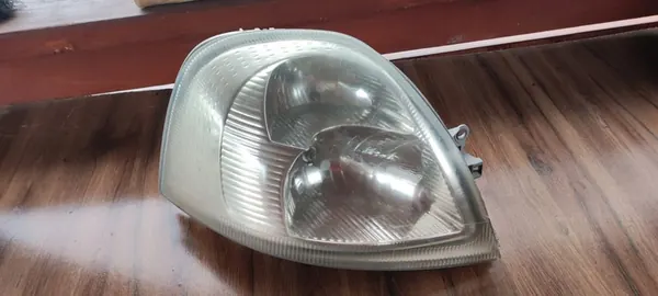 Faros Delanteros Renault Master Derecho image 2