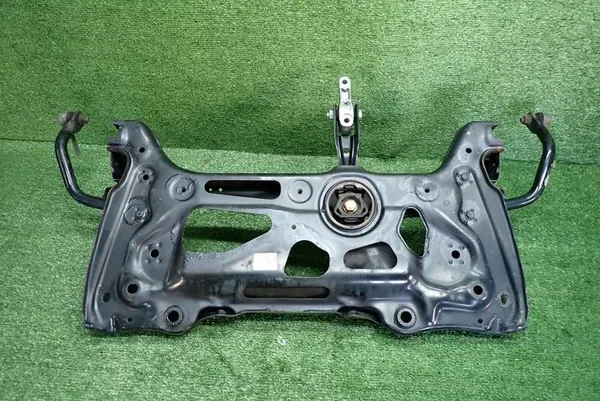 VW Audi Seat Skoda 2.0 TDI Moottorin Kiinnike OEM 3Q0199315B image 4