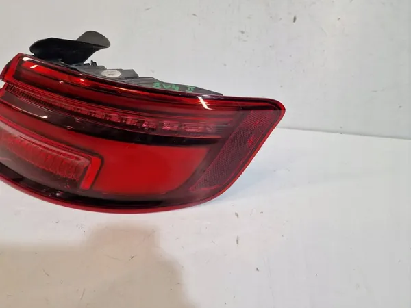 Audi A3 RS3 8V4 Lift Luz Trasera Derecha image 3