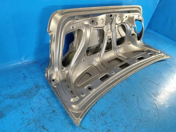 Takaluukku Honda Civic 4D 06-11 OEM 68500-SNB-G00ZZ image 9