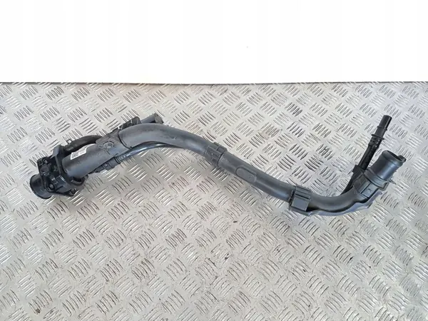 Cuello de llenado Hyundai Ioniq OEM 31030G2050 image 4