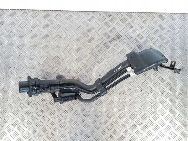 Cuello de llenado Hyundai Ioniq OEM 31030G2050 image 6