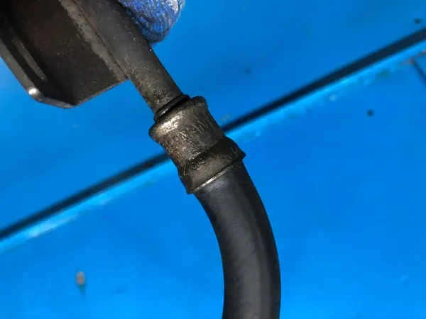 VW TRANSPORTER T4 2.5 TDI Stuurbekrachtigingsslang image 10