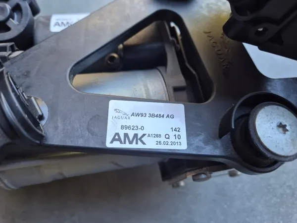 Compresseur Suspension Air Jaguar XJ X351 OEM image 3