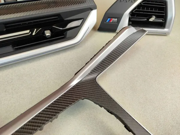 BMW XM G09 Hiilikuitu Koriste OEM 5A011B9 - Konsoli image 8