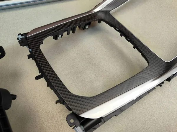 BMW XM G09 Hiilikuitu Koriste OEM 5A011B9 - Konsoli image 9