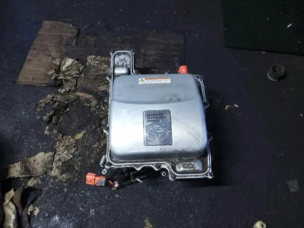 Toyota OE Invertteri OEM G920047120 Priukselle 2006 image 2