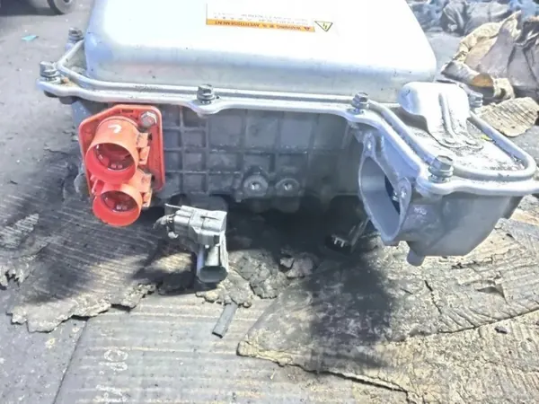 Toyota OE Invertteri OEM G920047120 Priukselle 2006 image 3