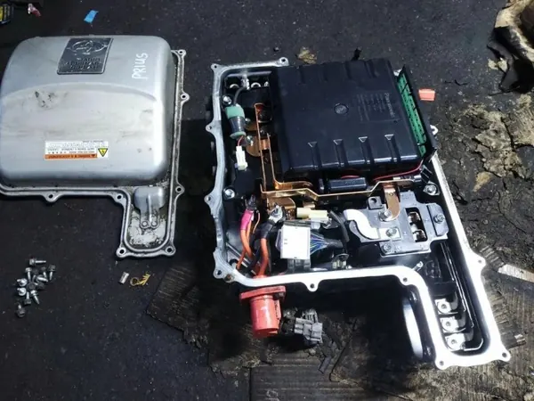 Toyota OE Invertteri OEM G920047120 Priukselle 2006 image 5