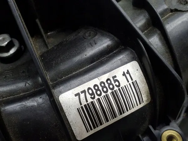 BMW OE 108452S10 Coletor de admissão image 9