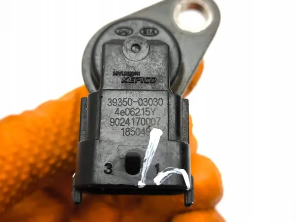 Kampiakselin sijaintianturi Hyundai Kona I 2020 OEM 3935003030 image 7