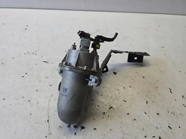 OPEL COMBO D Polttoainesuodattimen Kotelo 1.3 Diesel image 2