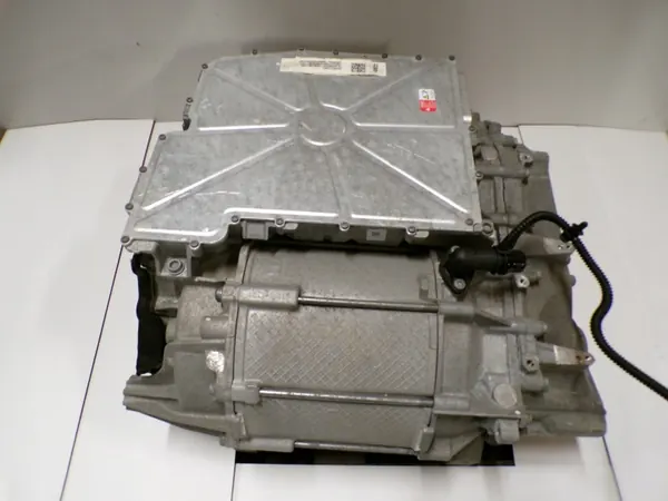 Motor elétrico usado OEM 0EH901098E para Audi Q4 e-tron image 2