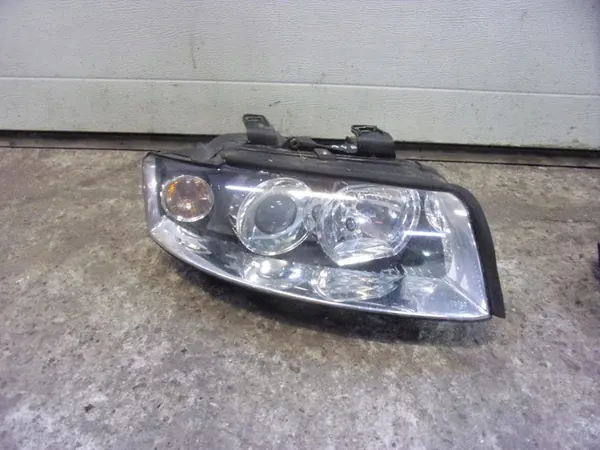 Faros Valeo Audi A4 B6 Izquierda Derecha image 2