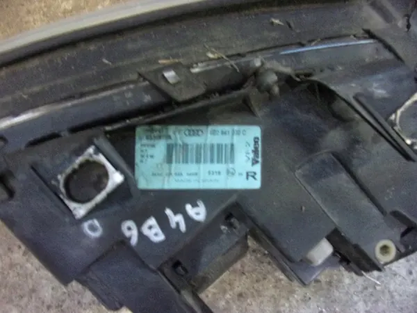 Faros Valeo Audi A4 B6 Izquierda Derecha image 6