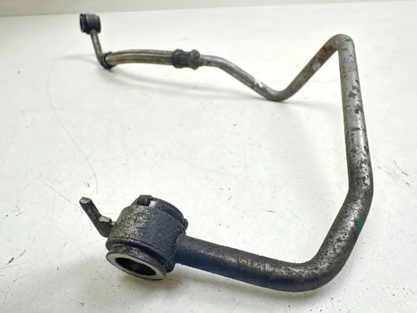 2012 Citroen C4 II Tuyau de refroidissement d'huile image 2