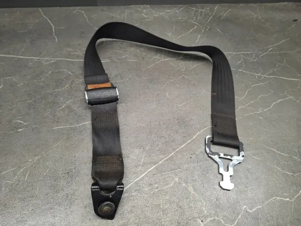 OEM 1238604185 Baksätesbälte Utan Spänne Mercedes image 2