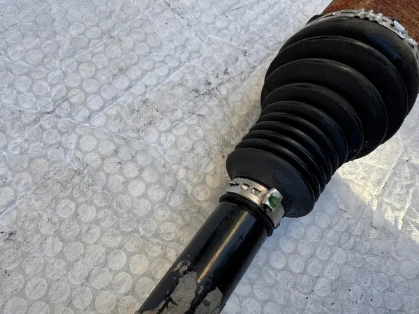 BMW G11 G12 Främre Vänster Drivaxelboot OEM 31608639519 image 8