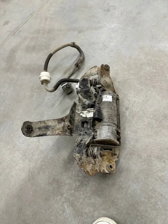 Compressor suspensão ar Audi A6 C7 OEM 4G0616005D image 6