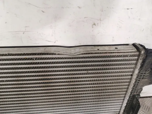 Intercooler Opel Zafira C OEM 2794A8135 - Usado image 8