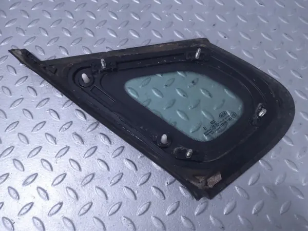 Taka-oikea sivulasi OEM 87820D4010 Kia Optima image 5