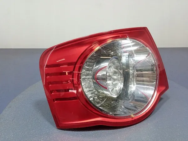 VW Jetta Vänster Bakljus EU 1K5945095G image 2