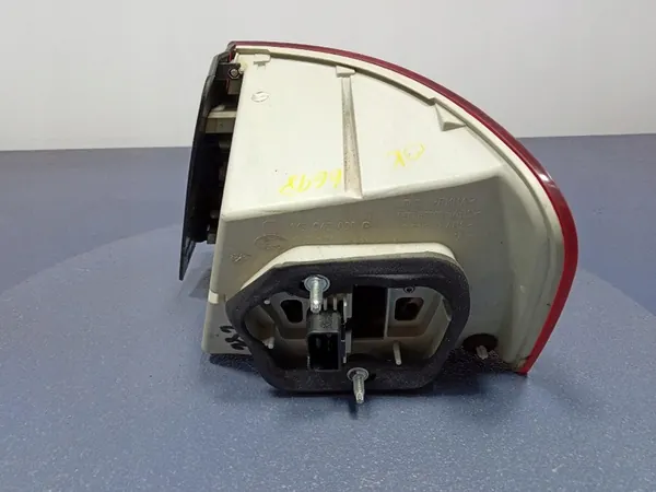 VW Jetta Vänster Bakljus EU 1K5945095G image 4