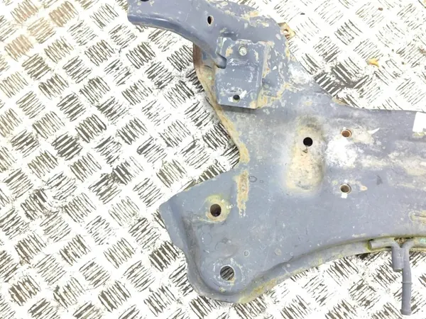 KIA Sportage 2013 Etuapukehys OEM AMD149641 image 6