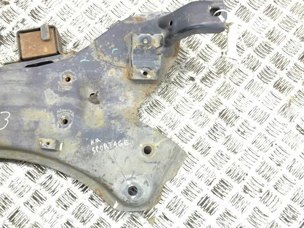 KIA Sportage 2013 Etuapukehys OEM AMD149641 image 7