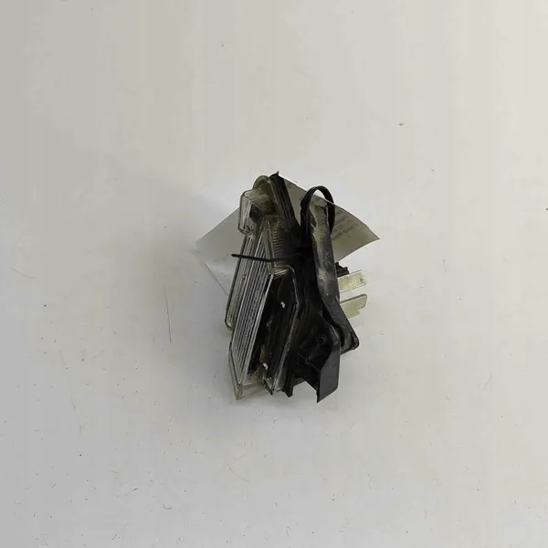 Luz de ré esquerda Lexus UX 81681-76010 image 2