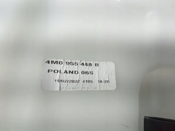 Audi SQ8 Q8 spolarbehållare OEM 4M0955448B image 5