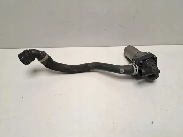 Vattenpump OEM 8369806 för BMW X3 E83 image 4