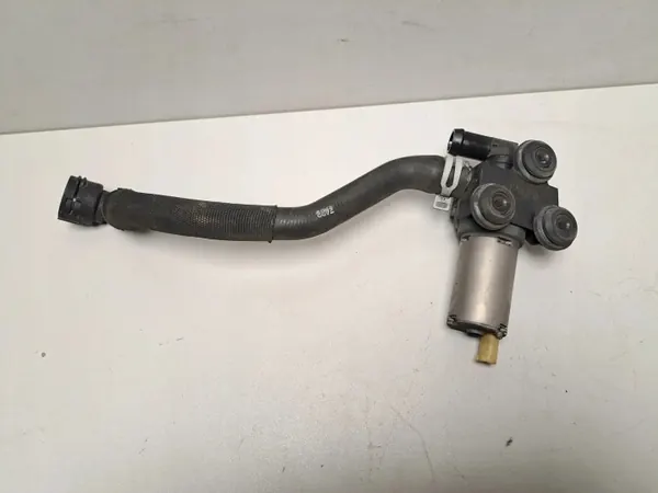 Vattenpump OEM 8369806 för BMW X3 E83 image 7