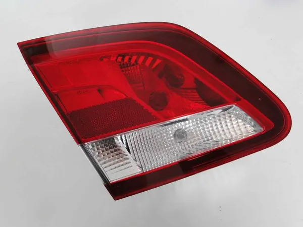 Mercedes-Benz OE A2469068500 Achterlicht Links image 3