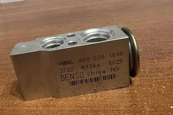 Ilmastointijäähdyttimen venttiili MERCEDES-BENZ B-CLASS image 5