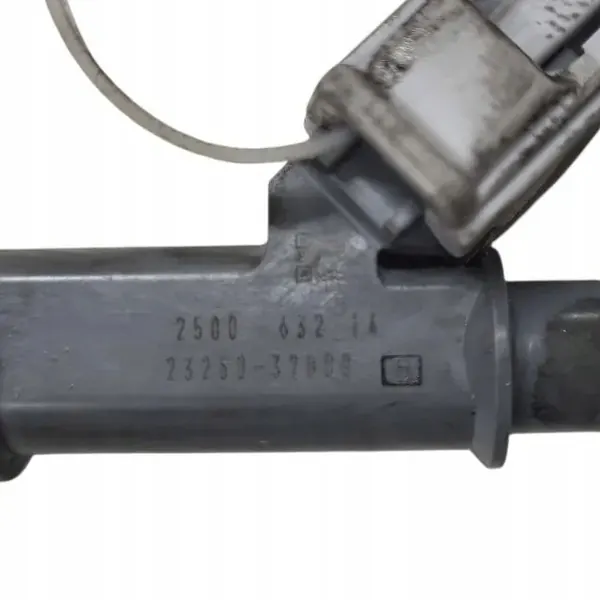 Injector Toyota Prius OEM 2325037080 1.8L 2019 image 4