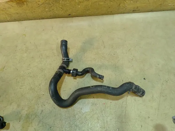 Durite d'eau Ford OE OEM AV61-8C351-BH Occasion image 3